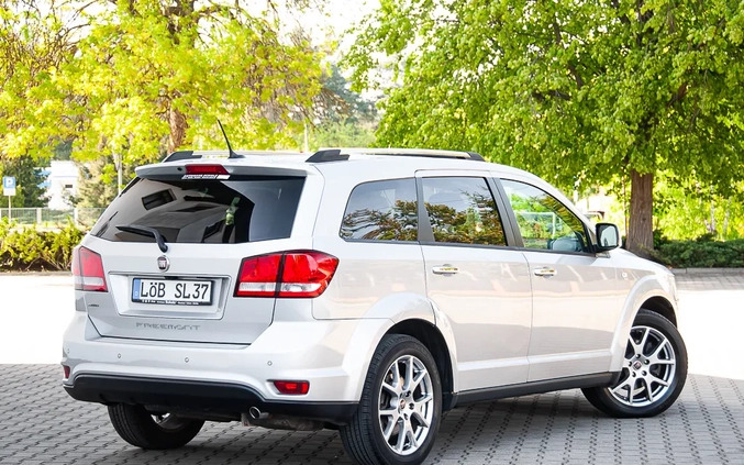 Fiat Freemont cena 46900 przebieg: 82000, rok produkcji 2013 z Kostrzyn nad Odrą małe 781